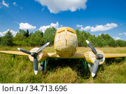 Желтый деревянный самолет (2020 год). Стоковое фото, фотограф Яковлев Сергей / Фотобанк Лори