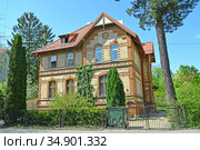 Вилла «Либек» (1906 год). Калининград, улица  Пушкина, 8 (2020 год). Стоковое фото, фотограф Ирина Борсученко / Фотобанк Лори