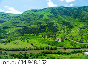Picturesque green mountains of Georgia on a sunny day. Стоковое фото, фотограф Константин Лабунский / Фотобанк Лори