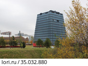 Москва, Сколково. Бизнес-центр Matrex и институт Сколтех (2020 год). Редакционное фото, фотограф Елена Орлова / Фотобанк Лори