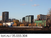 Москва, дома на улице Золоторожский Вал (2020 год). Редакционное фото, фотограф Дмитрий Неумоин / Фотобанк Лори