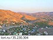 Крым, Орджоникидзе (Феодосия). Вид с горы на западную часть поселка. (2020 год). Стоковое фото, фотограф Владимир Литвинов / Фотобанк Лори