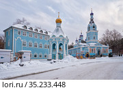 The view of the Ioanno-Predtechensky cathedral in the snowy winter. Yekaterinburg. Russia (2021 год). Редакционное фото, фотограф Сергей Пристяжнюк (Serg Zastavkin) / Фотобанк Лори