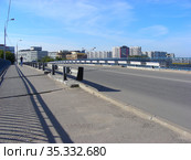 Путепровод «Совхоз 1 мая». Район Северное Измайлово. Город Москва. Россия (2012 год). Редакционное фото, фотограф lana1501 / Фотобанк Лори