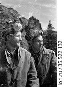 Эмельджак, рудничные рабочие 15 мая 1961, скан плёнки. Редакционное фото, фотограф Варфоломей Тетерин / Фотобанк Лори