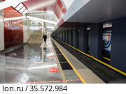 Москва. Станция метро "Стахановская" (2021 год). Редакционное фото, фотограф Галина Савина / Фотобанк Лори