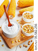 Starch and corn cob. Стоковое фото, фотограф Надежда Мишкова / Фотобанк Лори