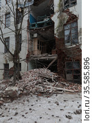 Обрушившаяся часть здания (2021 год). Редакционное фото, фотограф Дмитрий Неумоин / Фотобанк Лори