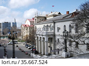 Севастополь, проспект Нахимова, дом 13. Строительное управление ЧФ РФ (2021 год). Редакционное фото, фотограф Илюхина Наталья / Фотобанк Лори
