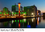Square Cumhuriyet Meydani in Izmir, Turkey. Стоковое фото, фотограф Яков Филимонов / Фотобанк Лори