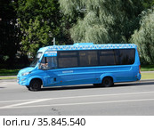 Автобус № С7 "Площадь Соловецких Юнг - Уссурийская улица" на рейсе. Уссурийская улица. Район Гольяново. Город Москва (2020 год). Редакционное фото, фотограф lana1501 / Фотобанк Лори