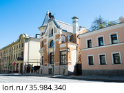 Особняк Кекушевой. Улица Остоженка, дом 21. Москва. Россия (2021 год). Редакционное фото, фотограф E. O. / Фотобанк Лори
