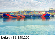 Tanker near the oil loading terminal. Стоковое фото, фотограф Владимир Ушаров / Фотобанк Лори
