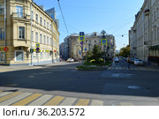 Лялина площадь. Басманный район. Город Москва (2019 год). Редакционное фото, фотограф lana1501 / Фотобанк Лори