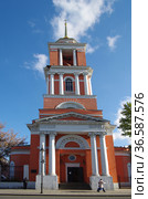Church of the Life-Giving Trinity in Vishnyaki, Moscow, Russia (2016 год). Редакционное фото, фотограф Natalia Sidorova / Фотобанк Лори