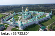 Drone view of the Resurrection New Jerusalem Stavropigial Monastery in the city of Istra, Russia. Стоковое видео, видеограф Яков Филимонов / Фотобанк Лори