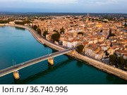 Cityscape of Arles, southern France. Стоковое фото, фотограф Яков Филимонов / Фотобанк Лори