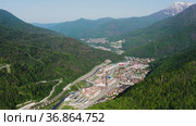 Северный Кавказ. Эсто-Садок. Вид с воздуха. North Caucasus. Esto sadok. Aerial view. (2021 год). Стоковое видео, видеограф Евгений Романов / Фотобанк Лори