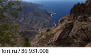Gran Canaria, landscape of the mountainous part of the island in the Nature Park Tamadaba, hiking route to Faneque, the tallest over-the-sea cliff of Europe. Стоковое фото, фотограф Tamara Kulikova / Фотобанк Лори