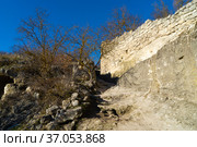 Крым. Крепость Чуфут-Кале. (2020 год). Стоковое фото, фотограф Валерий Ситников / Фотобанк Лори