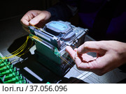 Single fiber fusion splicer welding technology work. Стоковое фото, фотограф Дмитрий Калиновский / Фотобанк Лори