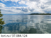 Боденское озеро, Германия. Летний водный пейзаж (2017 год). Стоковое фото, фотограф Rokhin Valery / Фотобанк Лори