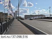 Большой Устьинский мост. Район Замоскворечье. Город Москва. Россия (2012 год). Редакционное фото, фотограф lana1501 / Фотобанк Лори