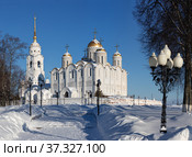 Успенский собор. Город Владимир (2022 год). Редакционное фото, фотограф Юрий Кирсанов / Фотобанк Лори