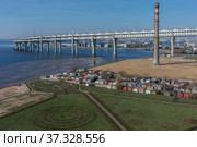 Санкт-Петербург, Канонерский остров, гаражи на берегу моря (2019 год). Редакционное фото, фотограф glokaya_kuzdra / Фотобанк Лори