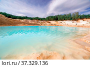 beautiful turquoise color of water in a kaolin quarry near the city of Kyshtym, Chelyabinsk region in Russia. Стоковое фото, фотограф Акиньшин Владимир / Фотобанк Лори