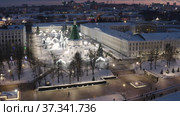 Нижний Новгород. Нижегородский кремль. Собор Архангела Михаила. Вид с воздуха. Nizhny Novgorod. Nizhny Novgorod Kremlin. Cathedral of the Archangel Michael. Aerial view. (2022 год). Редакционное видео, видеограф Евгений Романов / Фотобанк Лори