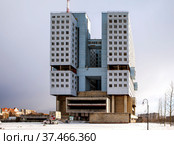 Доминанта Калининграда — Дом Советов. Калининград (2021 год). Редакционное фото, фотограф Сергей Афанасьев / Фотобанк Лори