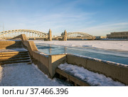 Синопская набережная c Большеохтинским мостом (Императора Петра Великого). Санкт-Петербург (2022 год). Стоковое фото, фотограф Сергей Афанасьев / Фотобанк Лори