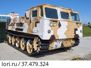 Советский артиллерийский трактор АТС-59Г крупным планом. Парк Патриот, Каменск-Шахтинский (2021 год). Редакционное фото, фотограф Виктор Карасев / Фотобанк Лори