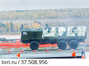 Onboard MZKT-6001 truck (2013 год). Редакционное фото, фотограф Сергей Буторин / Фотобанк Лори