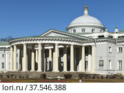 Sklifosovsky Clinical and Research Institute for Emergency Medicine in spring (2022 год). Стоковое фото, фотограф Валерия Попова / Фотобанк Лори