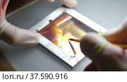 Production of a blank for photolithography. Стоковое видео, видеограф Поскребышев Михаил / Фотобанк Лори
