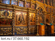 Fragment of the iconostasis of the Church of Elijah the Prophet of the 17th centuryt in Yaroslavl (2019 год). Редакционное фото, фотограф Юлия Бабкина / Фотобанк Лори