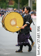 Meiji imperial army drum and fife corps at Jidai Festival. Kyoto. Japan (2007 год). Редакционное фото, фотограф Сергей Пристяжнюк (Serg Zastavkin) / Фотобанк Лори