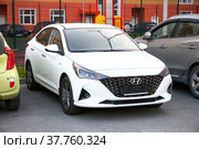Hyundai Solaris (2020 год). Редакционное фото, фотограф Art Konovalov / Фотобанк Лори