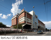 Москва ТЦ на Бакунинской (2022 год). Редакционное фото, фотограф Дмитрий Неумоин / Фотобанк Лори
