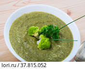 Cream soup of broccoli. Стоковое фото, фотограф Яков Филимонов / Фотобанк Лори