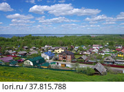 Вид с высоты на улицы Переславля-Залесского, Ярославская область (2022 год). Редакционное фото, фотограф Natalia Sidorova / Фотобанк Лори
