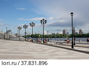 Набережная Речного вокзала в Москве (2022 год). Редакционное фото, фотограф Дроздова Елена / Фотобанк Лори