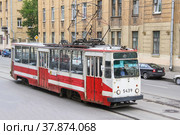 Tramway LM-68M (2013 год). Редакционное фото, фотограф Art Konovalov / Фотобанк Лори