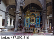 Интерьер церкви Йот Верк в Гюмри, Армения (2013 год). Редакционное фото, фотограф Дымов Игорь / Фотобанк Лори