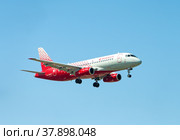 Sochi, Russia - April 22 , 2022: Russian Airlines, Sukhoi SuperJet 100-95B. Редакционное фото, фотограф Мастепанов Павел / Фотобанк Лори