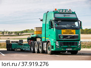 Volvo FH 540 (2019 год). Редакционное фото, фотограф Art Konovalov / Фотобанк Лори