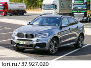 BMW X6 (2019 год). Редакционное фото, фотограф Art Konovalov / Фотобанк Лори
