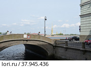 Эрмитажный мост через Зимнюю канавку (2021 год). Редакционное фото, фотограф Евгений Кузнецов / Фотобанк Лори